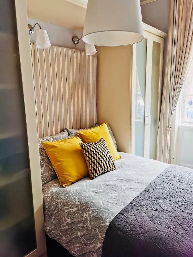 City Centre Georgian Style Apartment